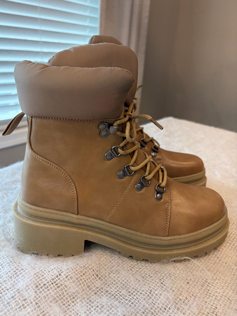 Journee Collection NEW Womens 8.5 M Tan Irrah Lace Up Mid Calf Combat Boots